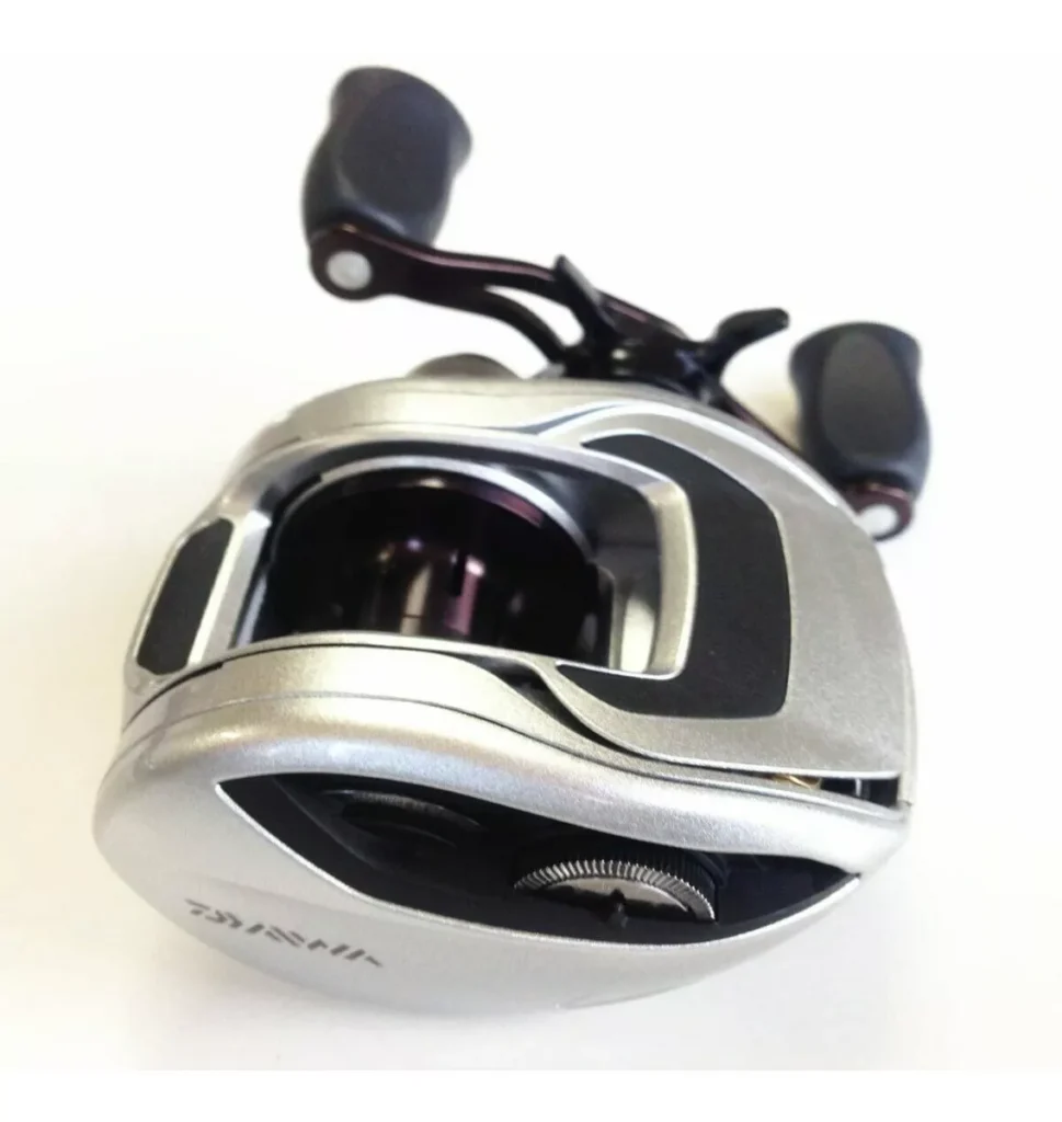 Carretilha Daiwa T3 Mx 1016sh 02