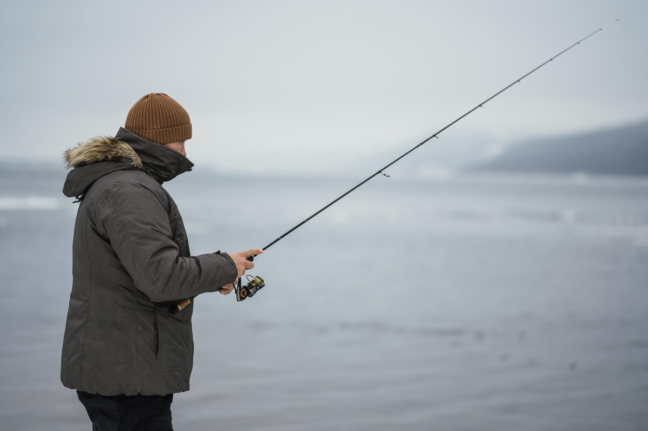 Pesca no Inverno Dicas, Técnicas e Equipamentos Para Garantir o Sucesso na Estação Fria